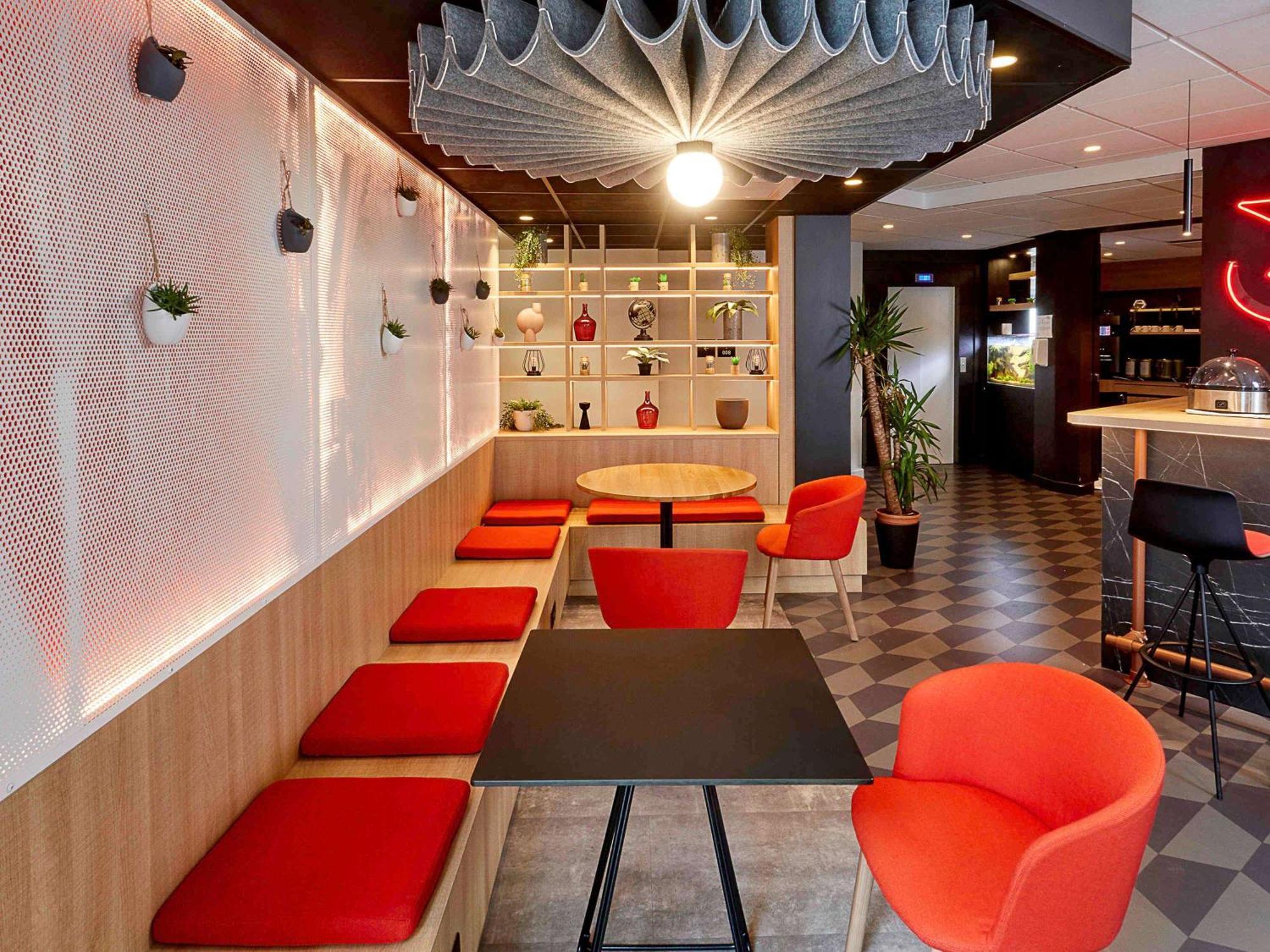 Hotel Ibis Auxerre Centre Zewnętrze zdjęcie
