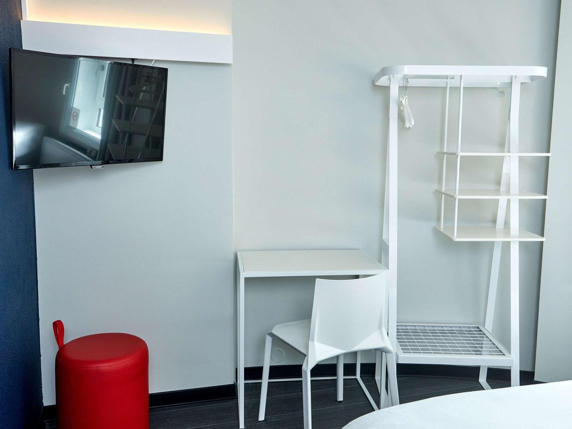 Hotel Ibis Auxerre Centre Zewnętrze zdjęcie