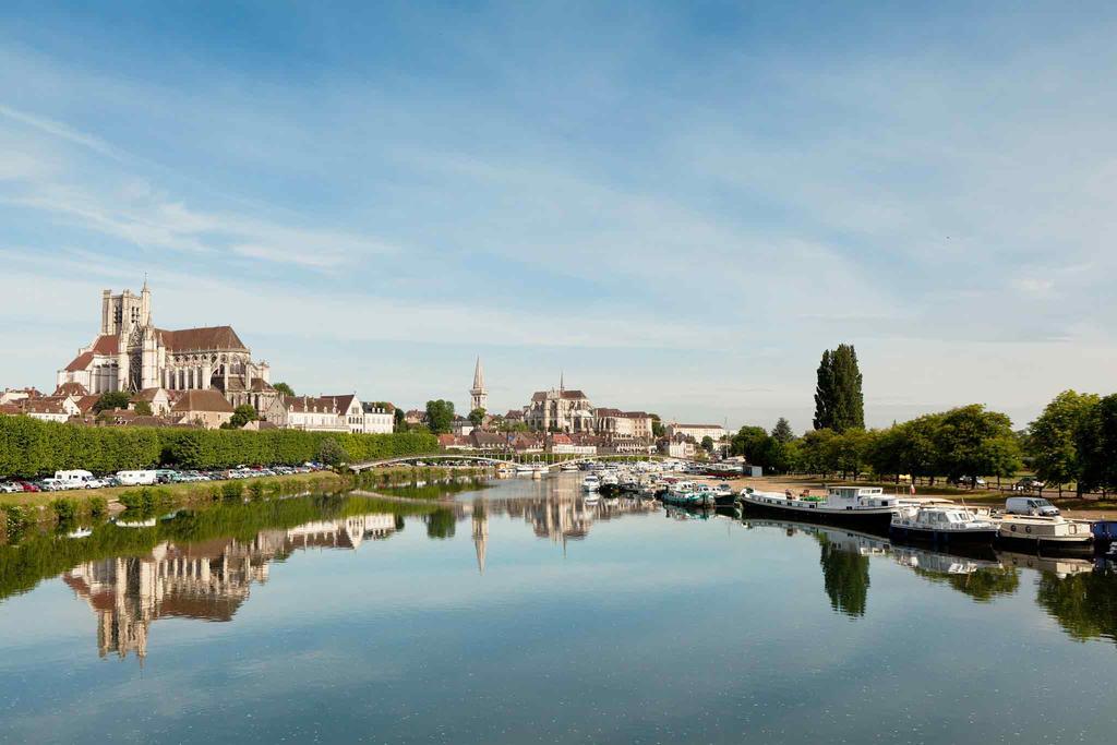 Hotel Ibis Auxerre Centre Zewnętrze zdjęcie