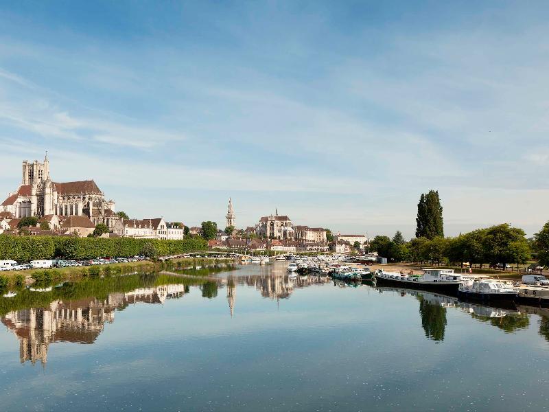 Hotel Ibis Auxerre Centre Zewnętrze zdjęcie